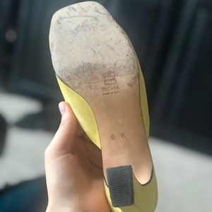 Escada Shoes - Escada Yellow Heel made in Italy 8 Escada Shoes - Escada Yellow Heel made in Italy 8